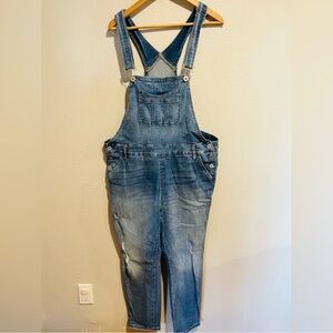 Torrid Overalls Ankle Crop Medium Wash Distressed Stretch Denim Size 18